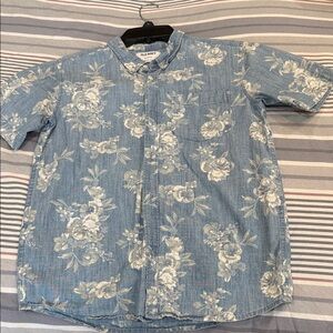 Old Navy Light Blue Floral Button-Down Shirt